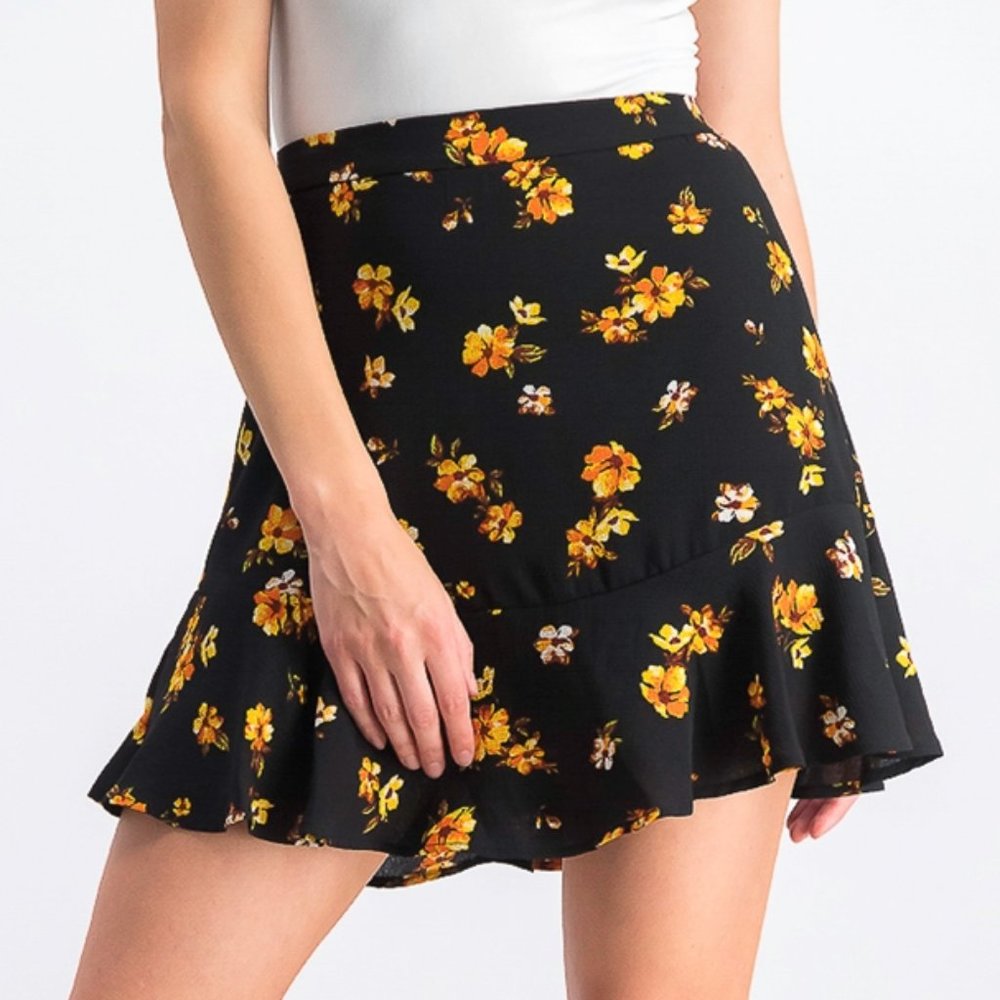 GYPSIES & MOONDUST I Black & Orange Floral A-Line Skirt with Ruffled Hem, XS